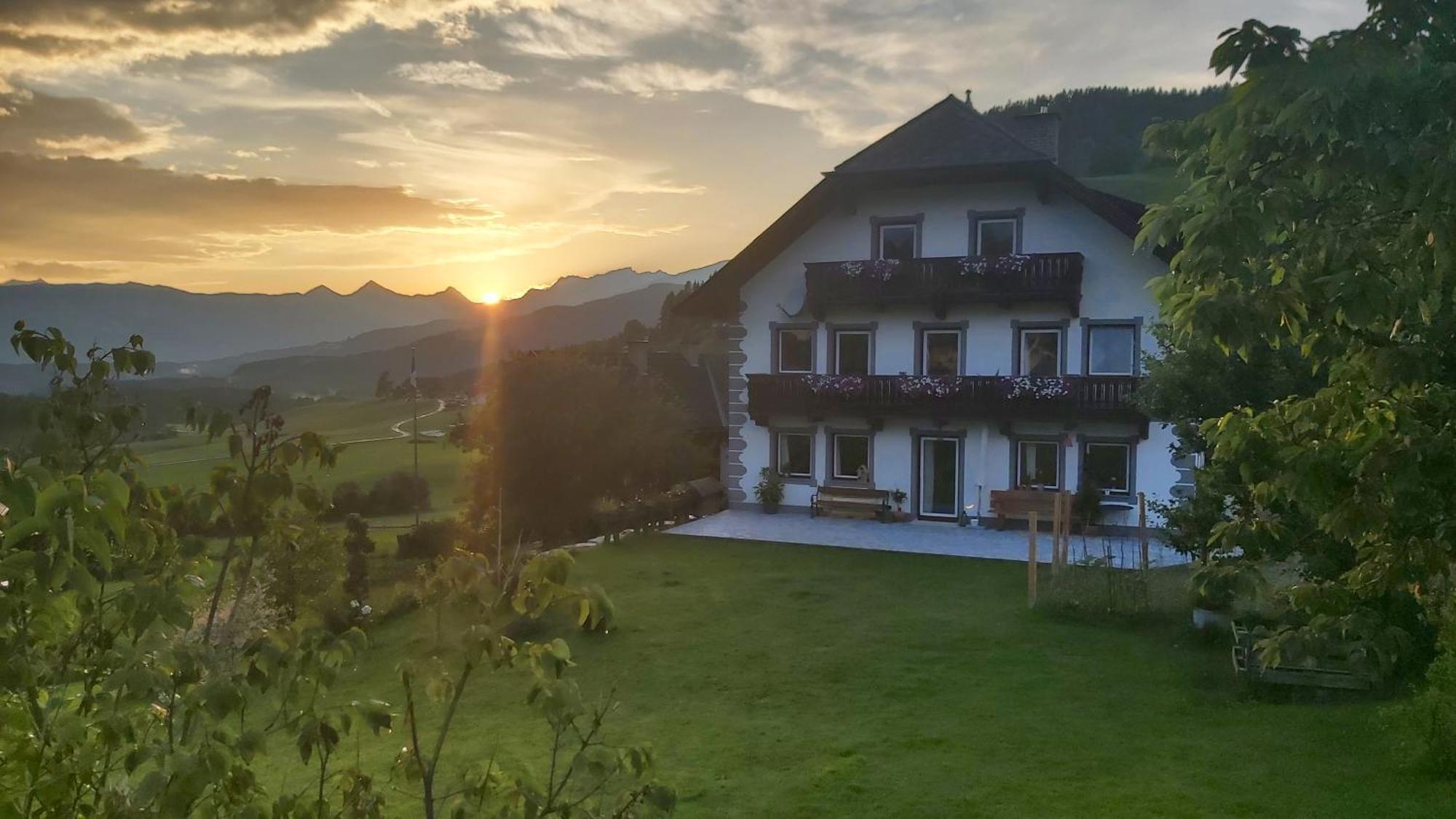 Schweizer Hof Leilighet Tamsweg Eksteriør bilde